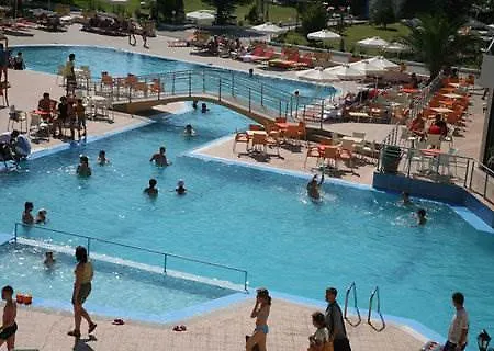 Hotel Evi 2*