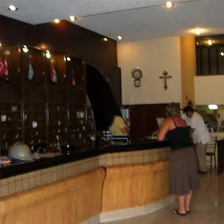 Evi Hotel 2*