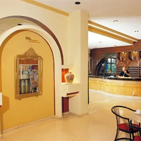 Hotel Evi 2*