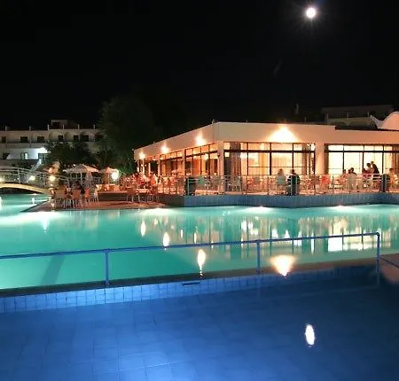 Evi Hotel